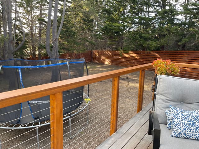 REDWOOD RAILING EXTERIOR FINISH APPLICATION