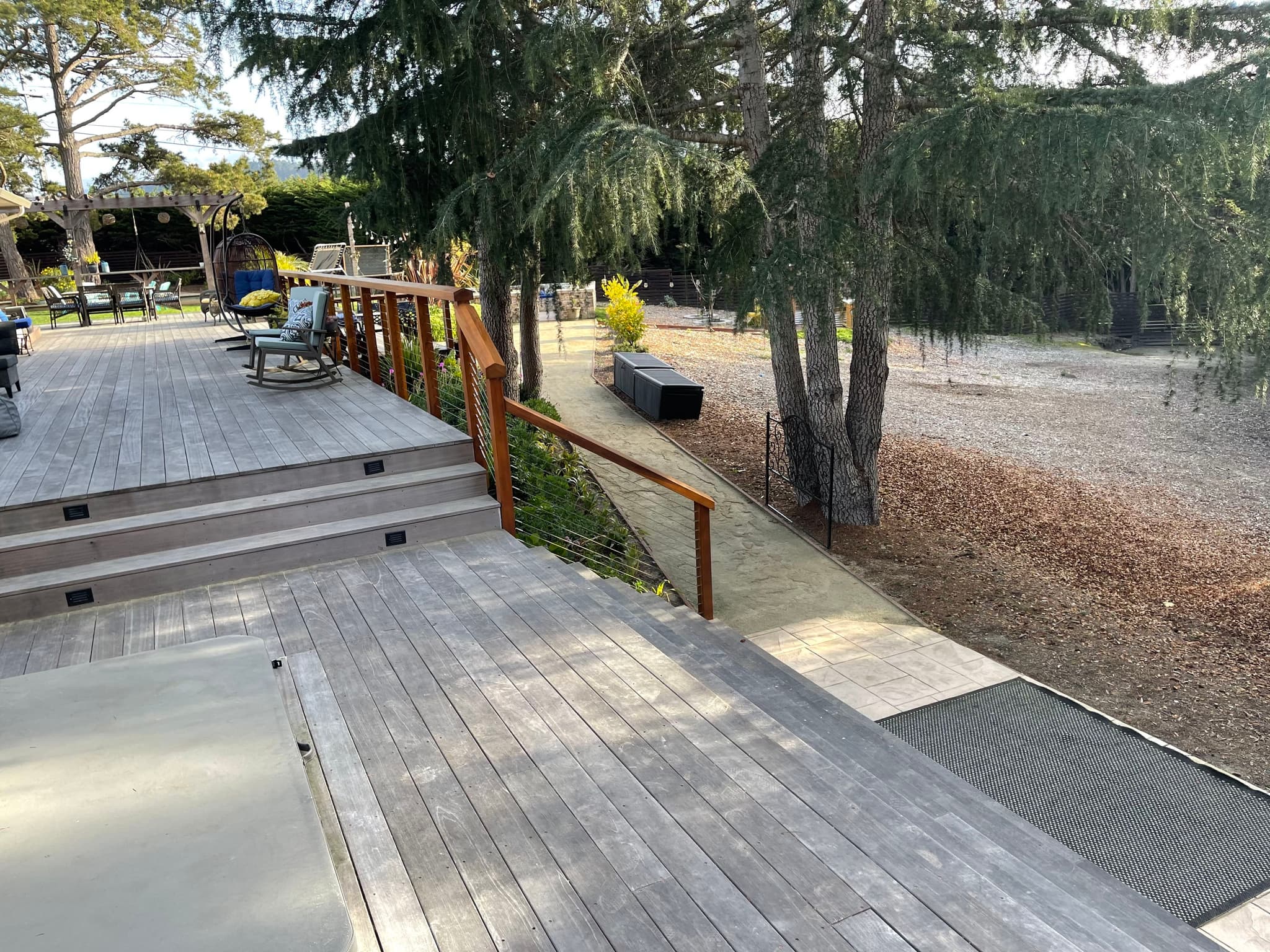 REDWOOD RAILING WOOD PRESERVATIVE FINISH