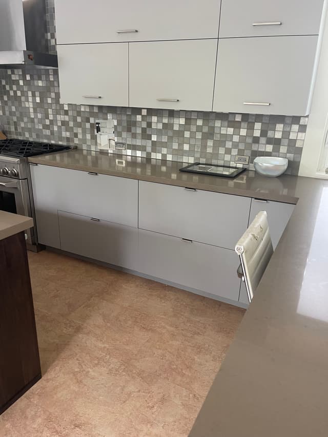 KITCHEN CABINETS REFINISH